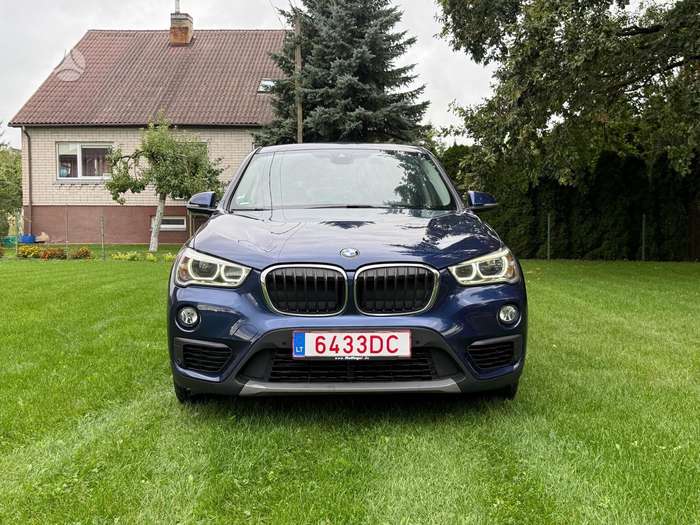 BMW X1, 2.0 l., Минивэн