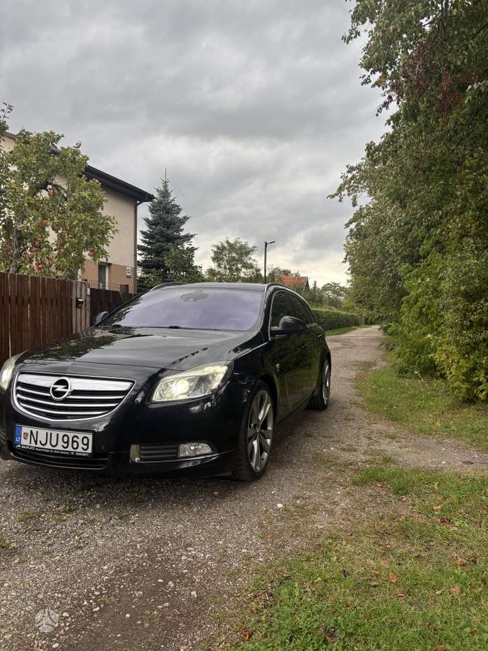 Opel Insignia, 2.0 l., wagon