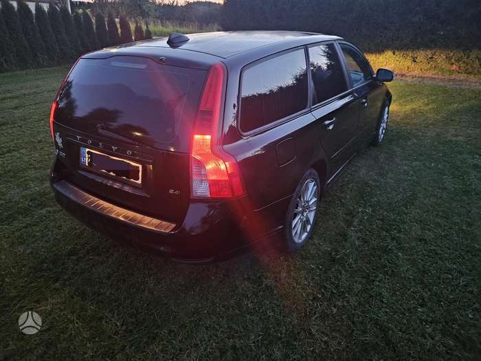 Volvo V50, 2.4 l., wagon