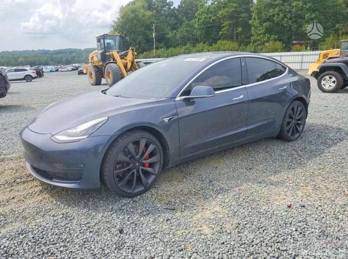 Tesla Model 3, saloon / sedan