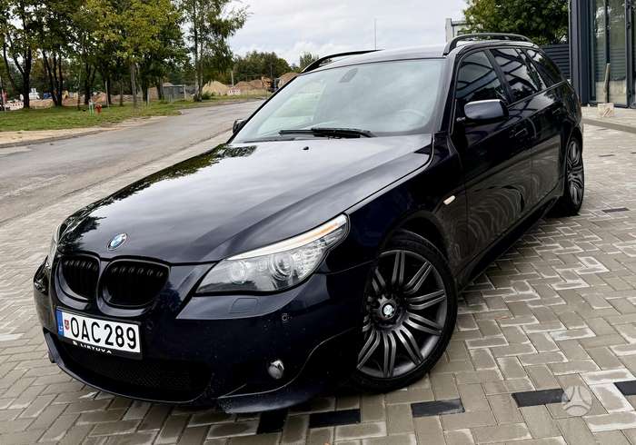 BMW 530, Универсал