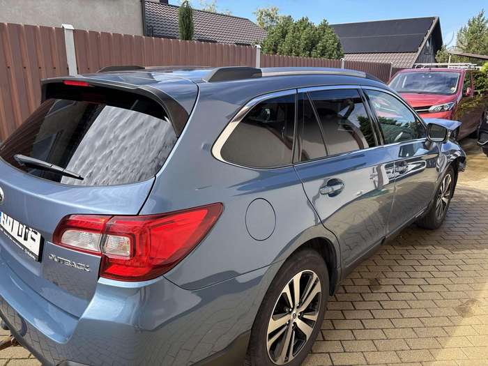 Subaru Outback, 2.5 l., Хэтчбек