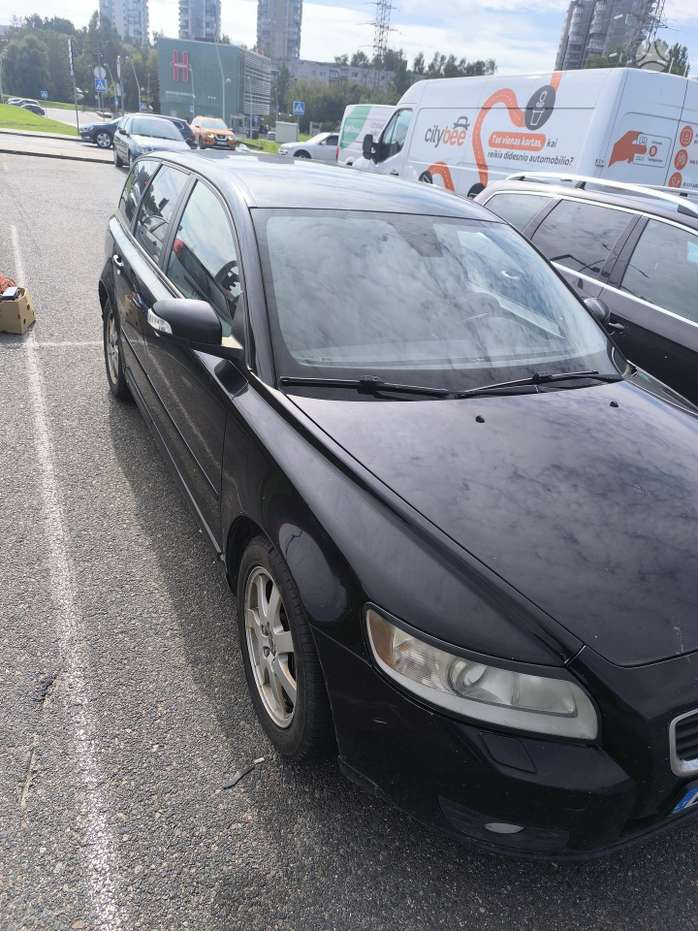 Volvo V50, 2.4 l., wagon
