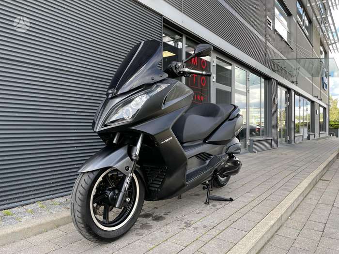 Kymco Downtown 300cc, scooters / mopeds