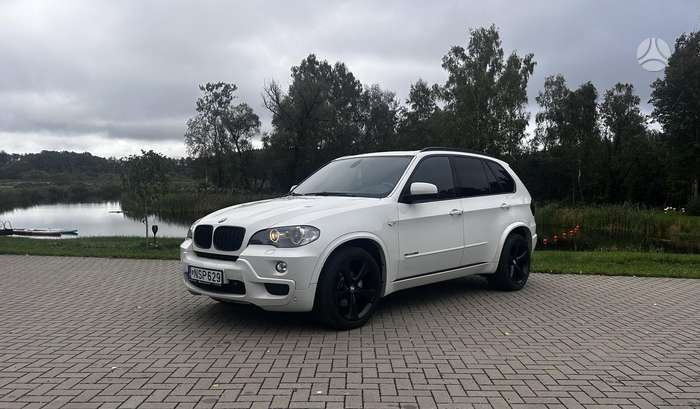 BMW X5, 3.0 l., off-road / crossover