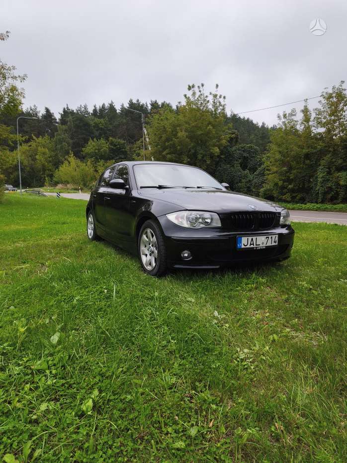 BMW 120, 2.0 l., hatchback