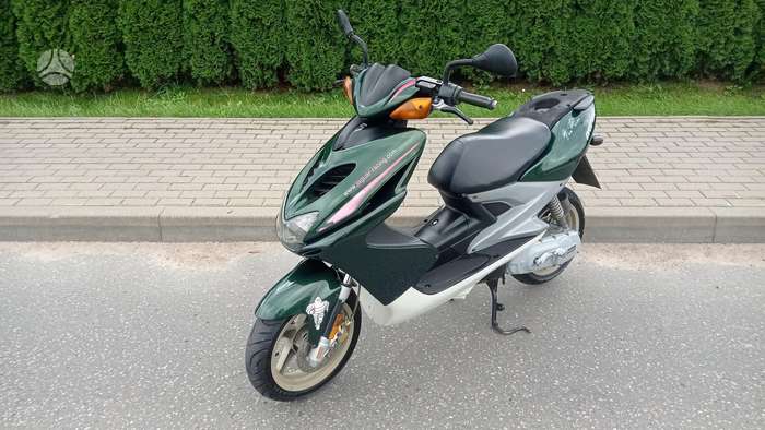 Yamaha Aerox 49cc, мотороллеры / мопеды