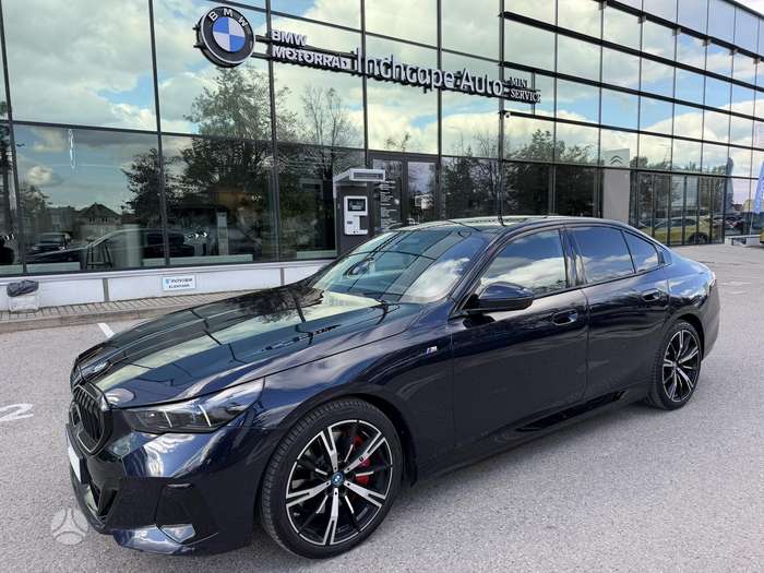 BMW i5, sedanas