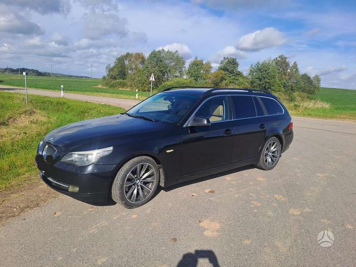 BMW 520, 2.0 l., wagon