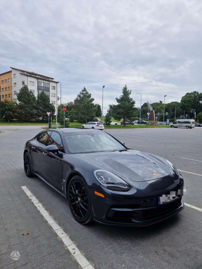 Porsche Panamera, 3.0 l., Седан