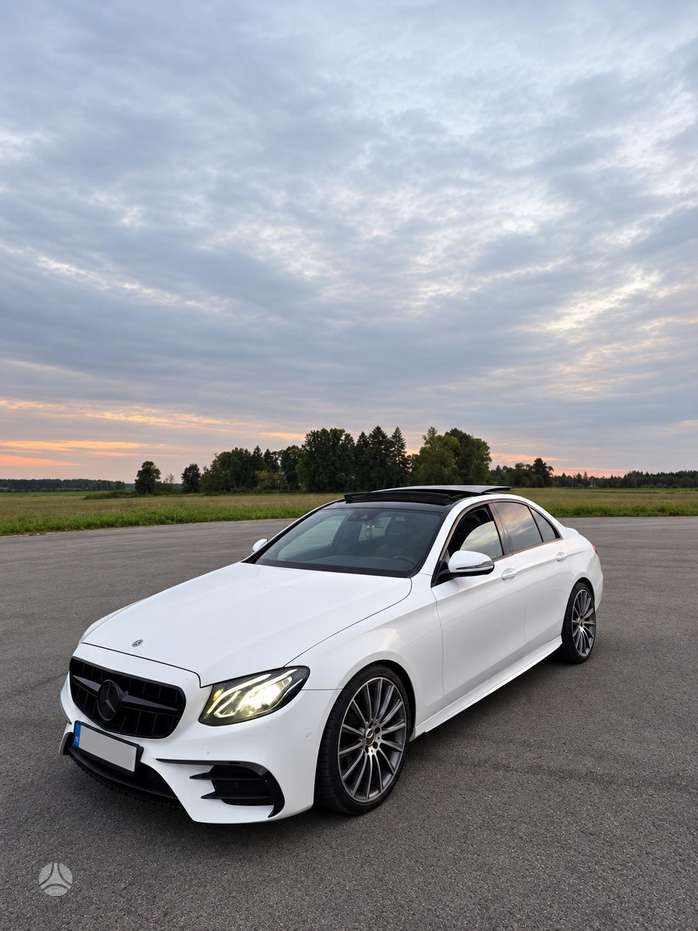 Mercedes-Benz E220, 2.0 l., Седан