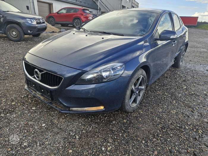 Volvo V40, 2.0 l., hatchback