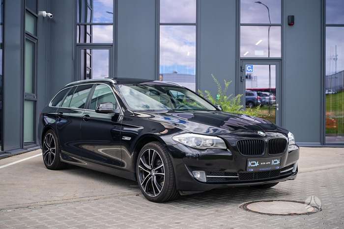 BMW 520, 2.0 l., Универсал