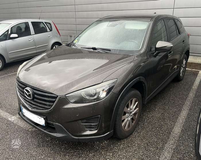 Mazda CX-5, 2.2 l., off-road / crossover