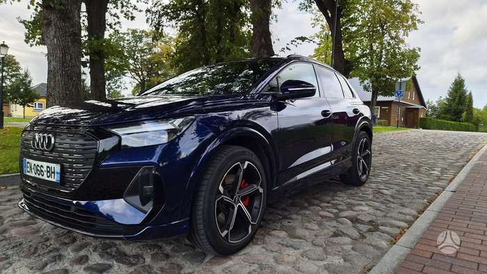 Audi Q4 e-tron, 82 kWh, off-road / crossover