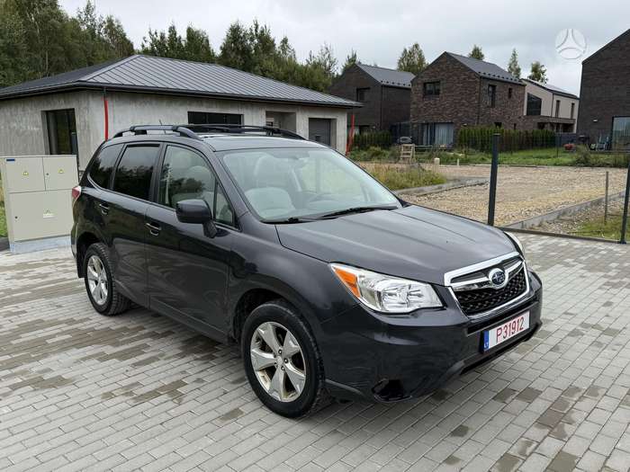 Subaru Forester, 2.5 l., off-road / crossover