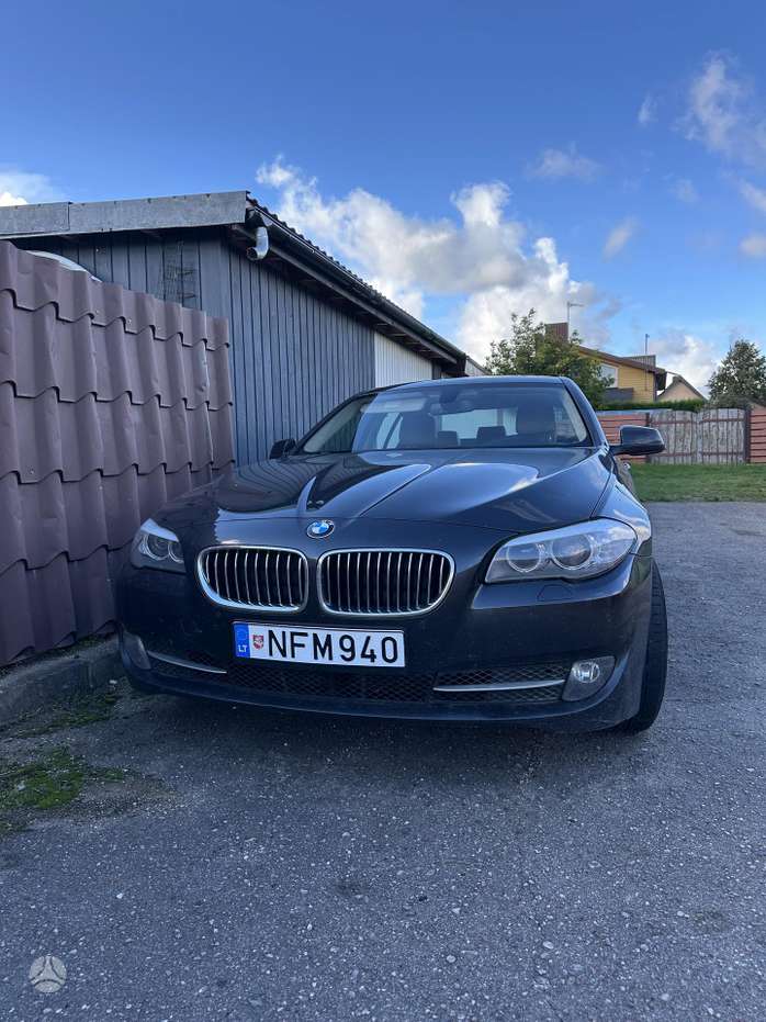 BMW 520, 2.0 l., Седан