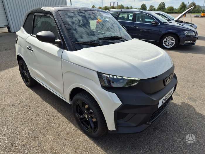 Ligier JS50, Хэтчбек