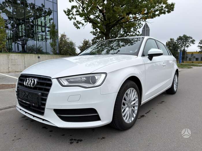 Audi A3, 1.6 l., hatchback