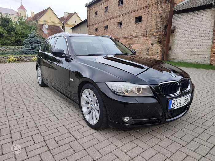 BMW 318, 2.0 l., universalas