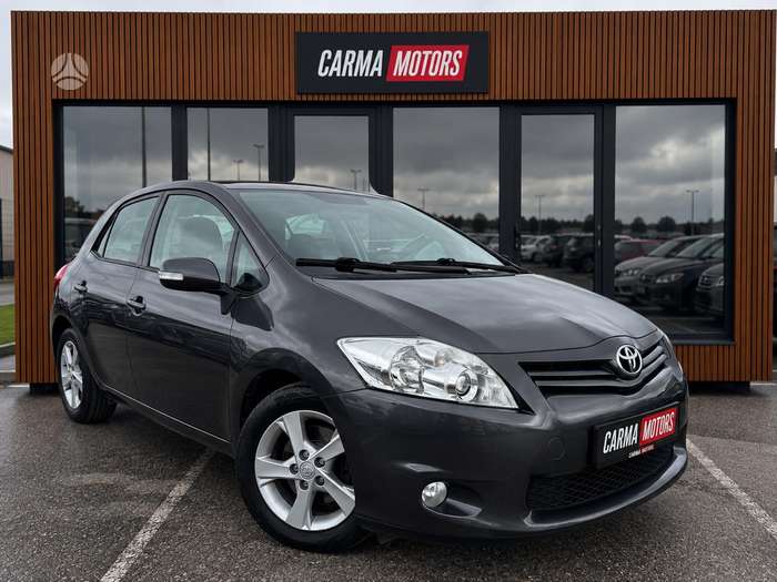 Toyota Auris, 2.0 l., hatchback