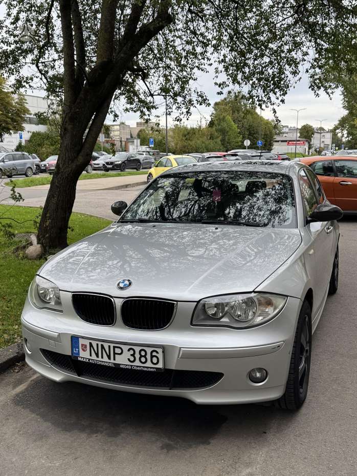 BMW 116, 1.6 l., hatchback