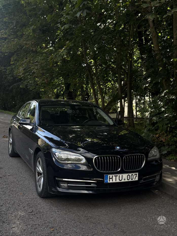 BMW 730, 3.0 l., sedanas