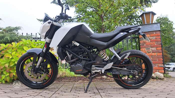 KTM Duke 125cc, street / classic