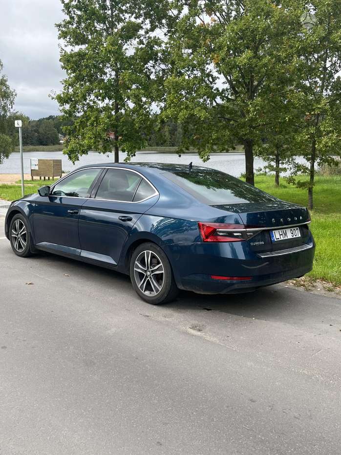 Skoda Superb, 2.0 l., Хэтчбек