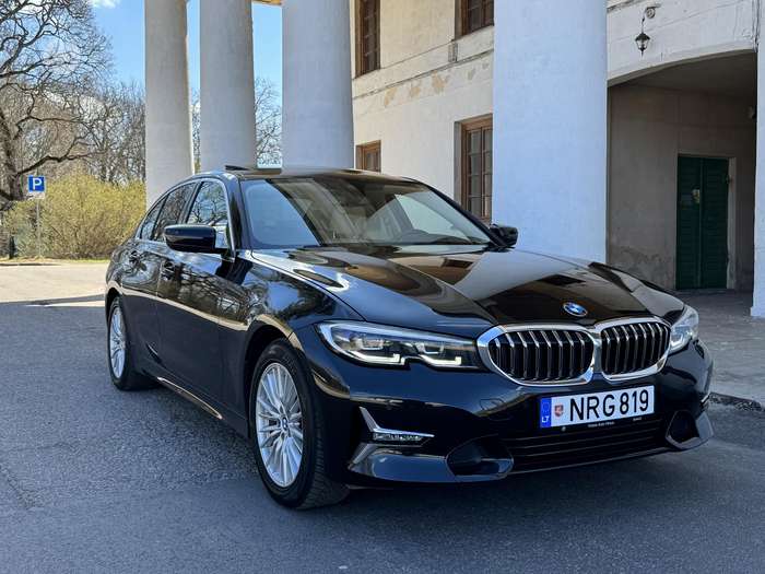 BMW 318, 2.0 l., Седан