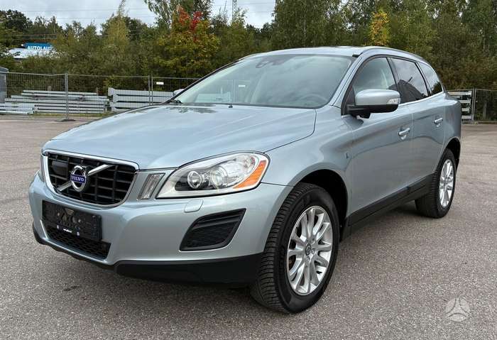 Volvo XC60, 2.4 l., mpv / minivan
