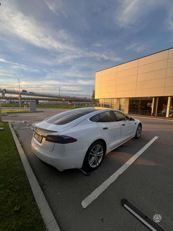 Tesla Model S, 75 kWh, saloon / sedan