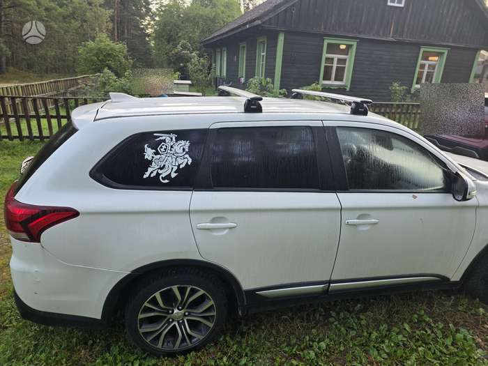 Mitsubishi Outlander, 2.4 l., Универсал