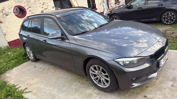 BMW 320, Универсал