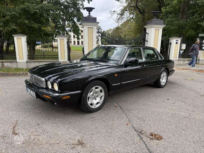 Jaguar XJ, 4.0 l., Седан