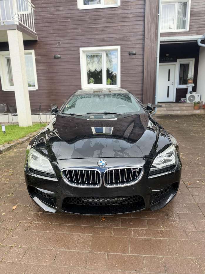 BMW M6, saloon / sedan