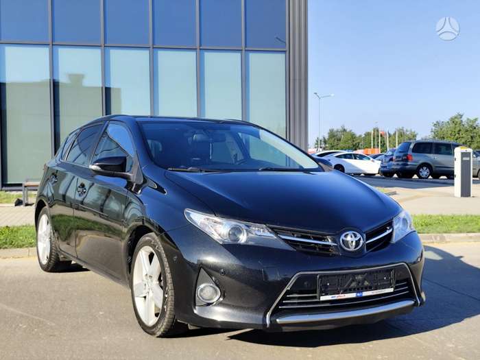 Toyota Auris, 2.0 l., hatchback