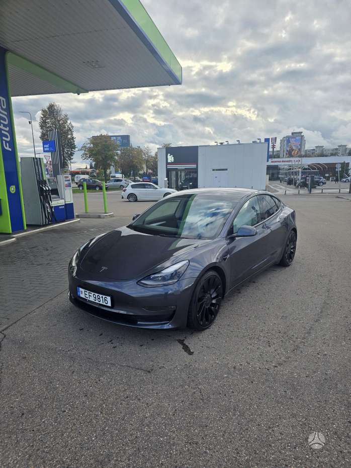 Tesla Model 3, 82 kWh, hečbekas