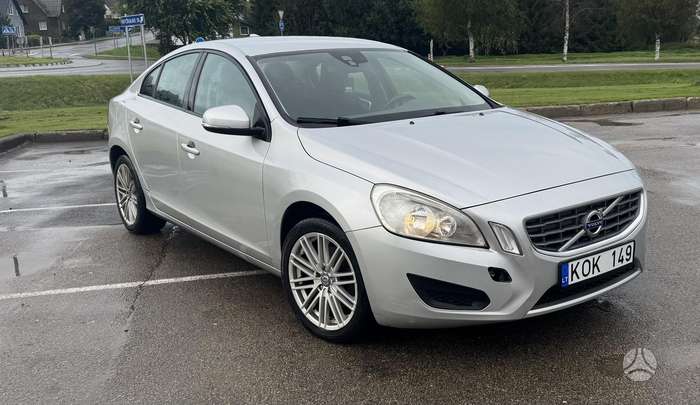 Volvo S60, 1.6 l., Седан