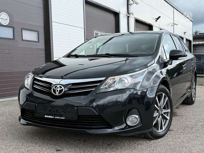 Toyota Avensis, 2.0 l., Универсал