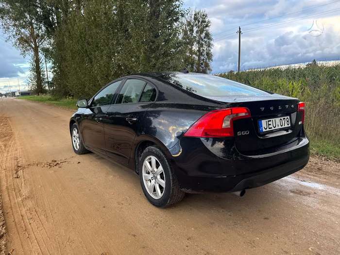 Volvo S60, 2.0 l., Седан