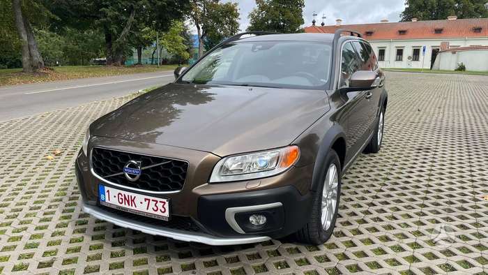 Volvo XC70, 2.0 l., Универсал