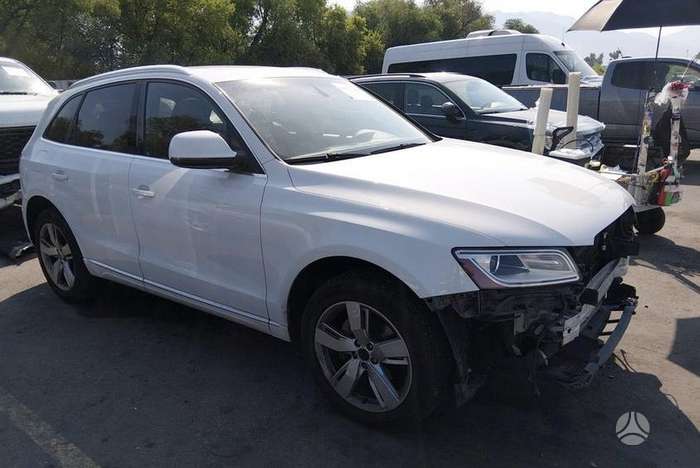 Audi Q5, 2.0 l., Внедорожник / Кроссовер