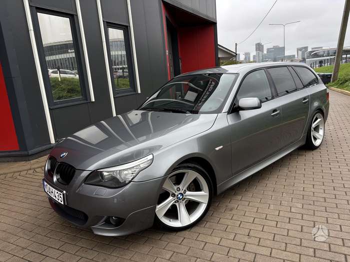 BMW 530, 3.0 l., wagon