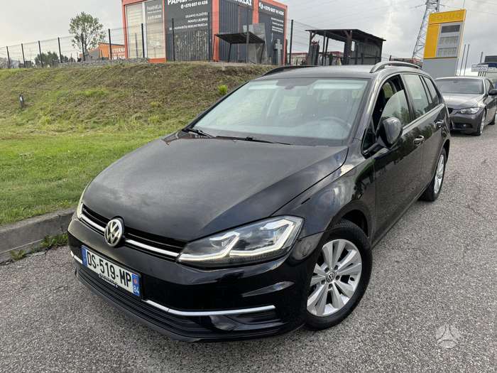 Volkswagen Golf, Универсал