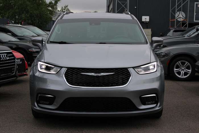 Chrysler Pacifica, 3.6 l., Минивэн