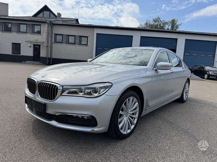 BMW 740, 3.0 l., Седан