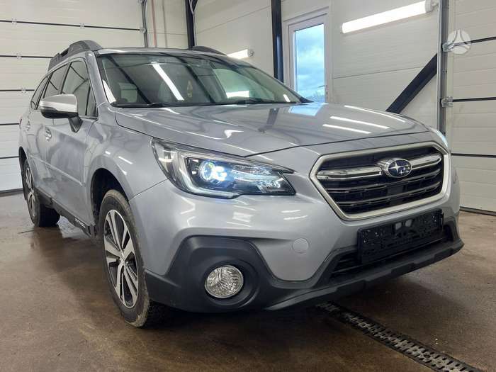 Subaru Outback, 2.5 l., off-road / crossover