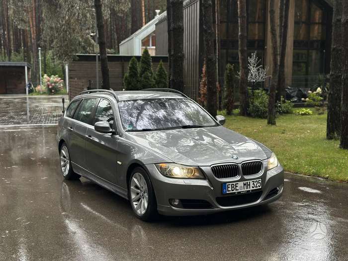 BMW 325, 3.0 l., wagon