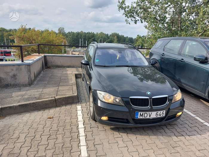 BMW 320, 2.0 l., wagon
